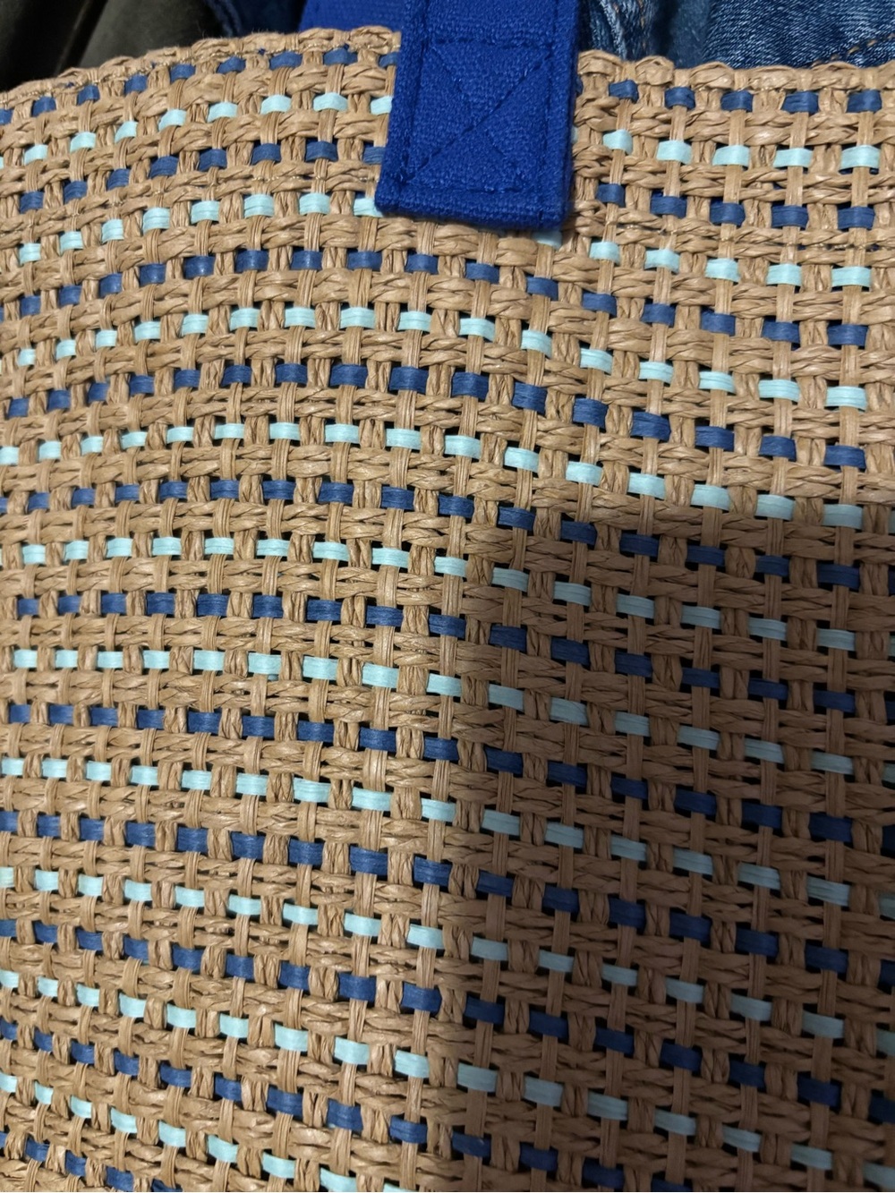 NWOT Blue-Handle Woven Straw Tote Bag with Tassel - Picture 4 of 6